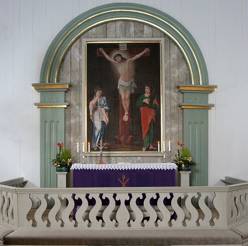 Messu Karungin kirkon alttari